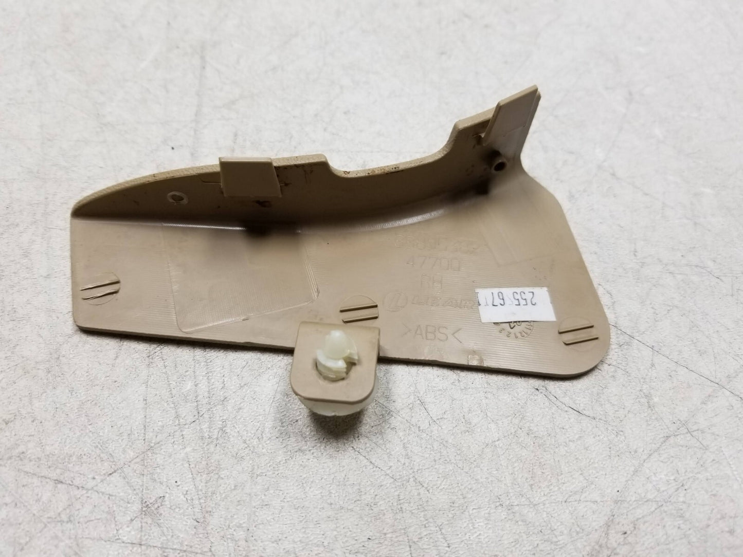 2007 Cadillac Srx Seat Side Trim W/switch Front Passenger Side Right OEM