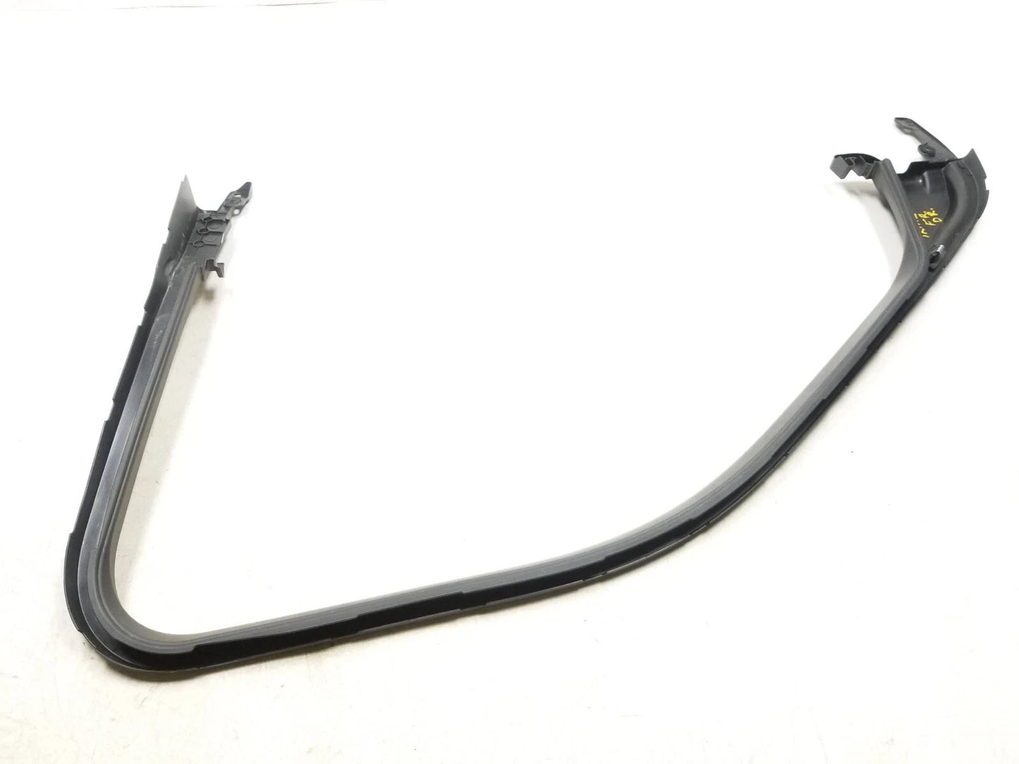 2022 Chevrolet Trailblazer Front Door Window Frame Weatherstrip Driver Side OEM