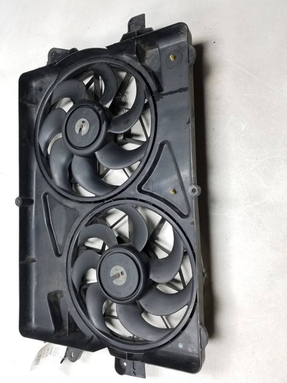 2005 Chevrolet Equinox Radiator Cooling Fan W/ Shroud 3.4l OEM