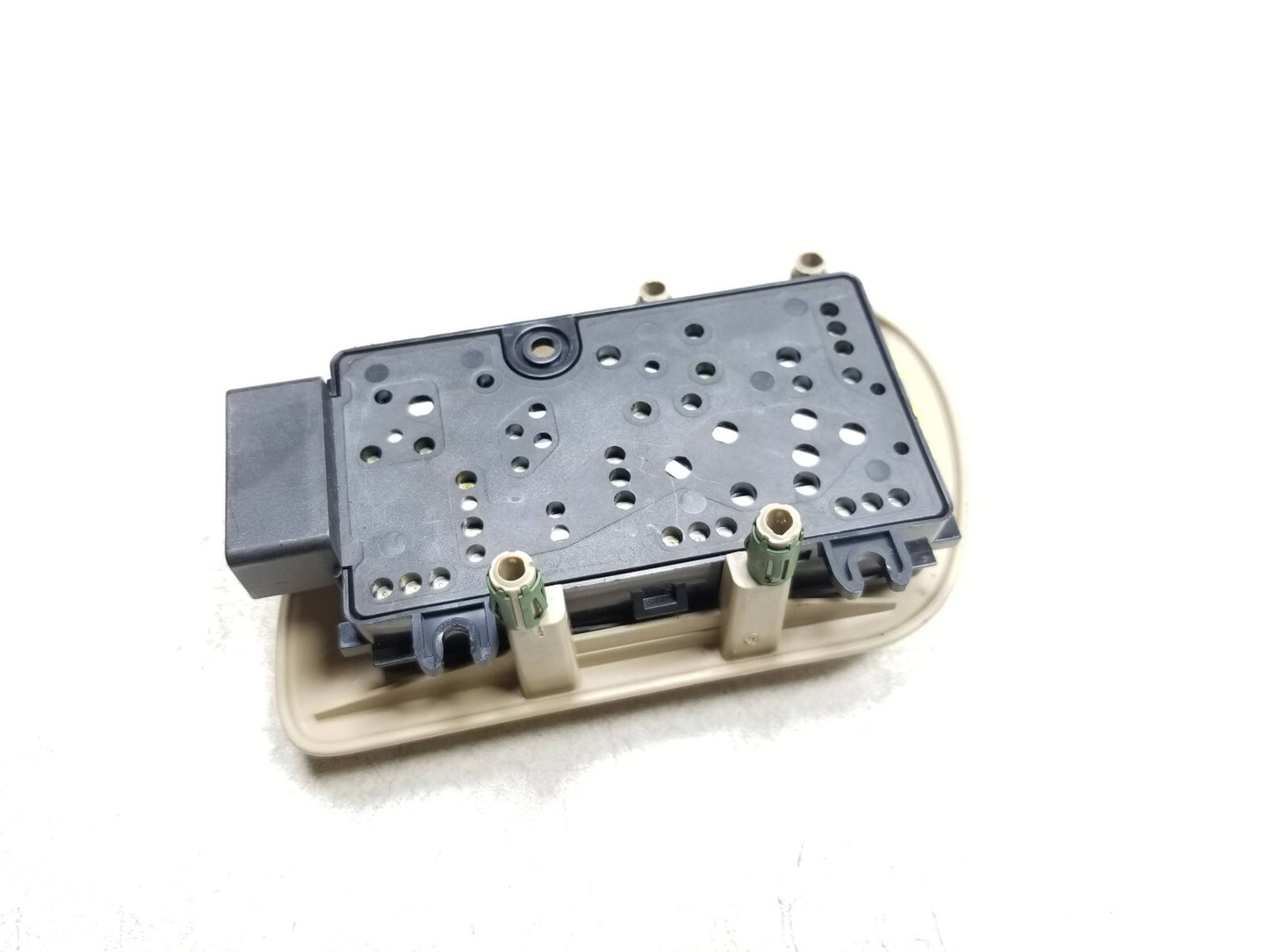 2006 - 2009 Cadillac Srx Seat Side Trim W/switch Front Passenger Side Right OEM