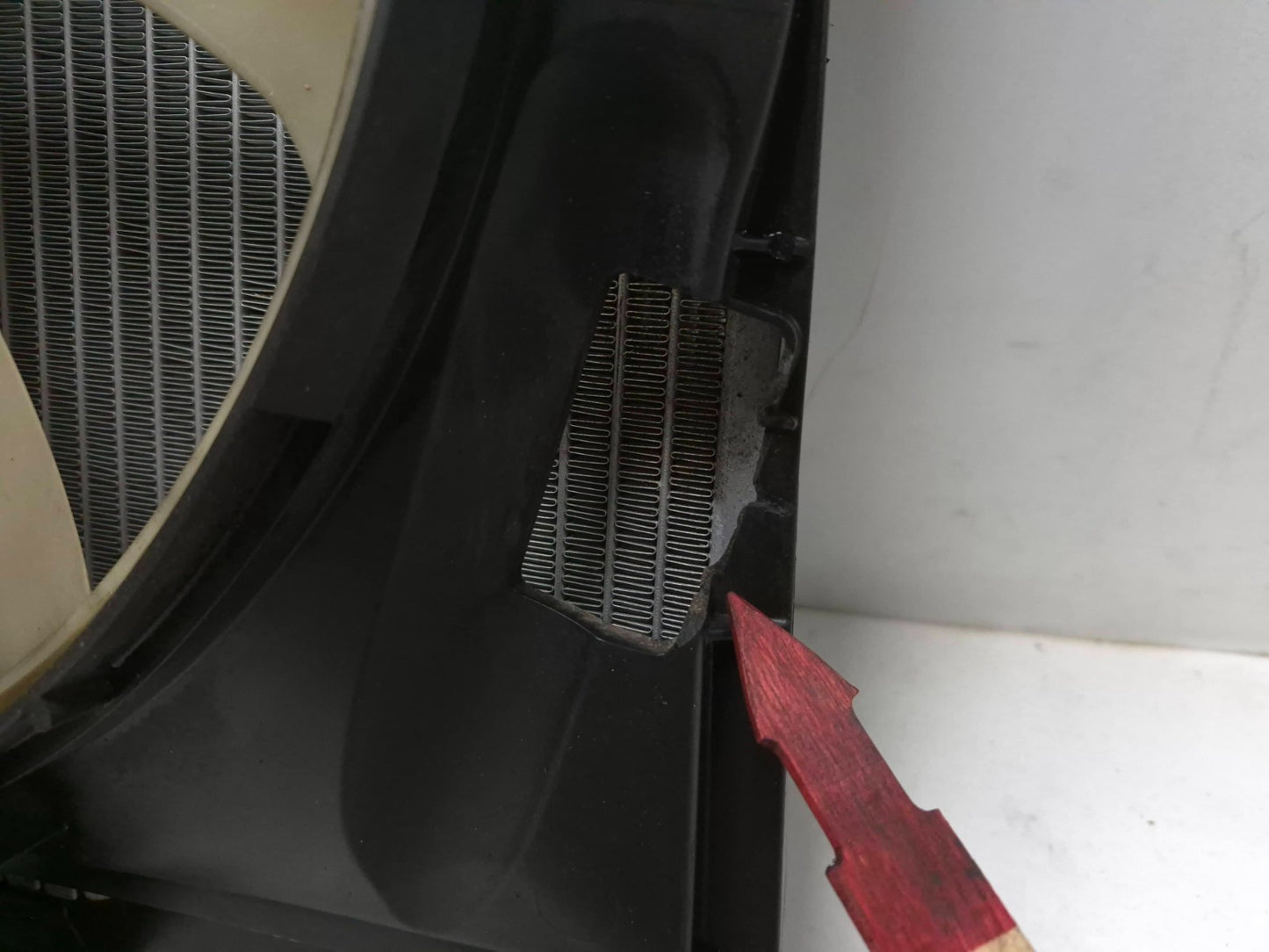 2012 Toyota Camry Front Engine Radiator Dual Fan Motor W/ Reservoir OEM