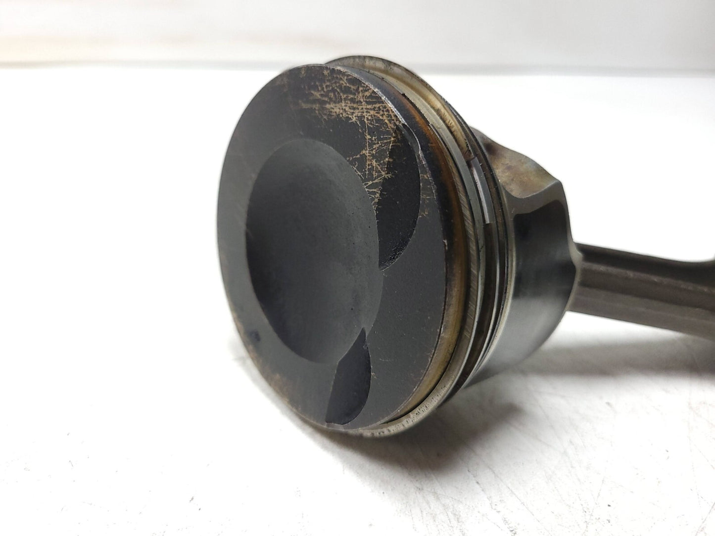 2009 Audi A4 Quattro Piston W/ Connecting Rod 4pcs  2.0t OEM