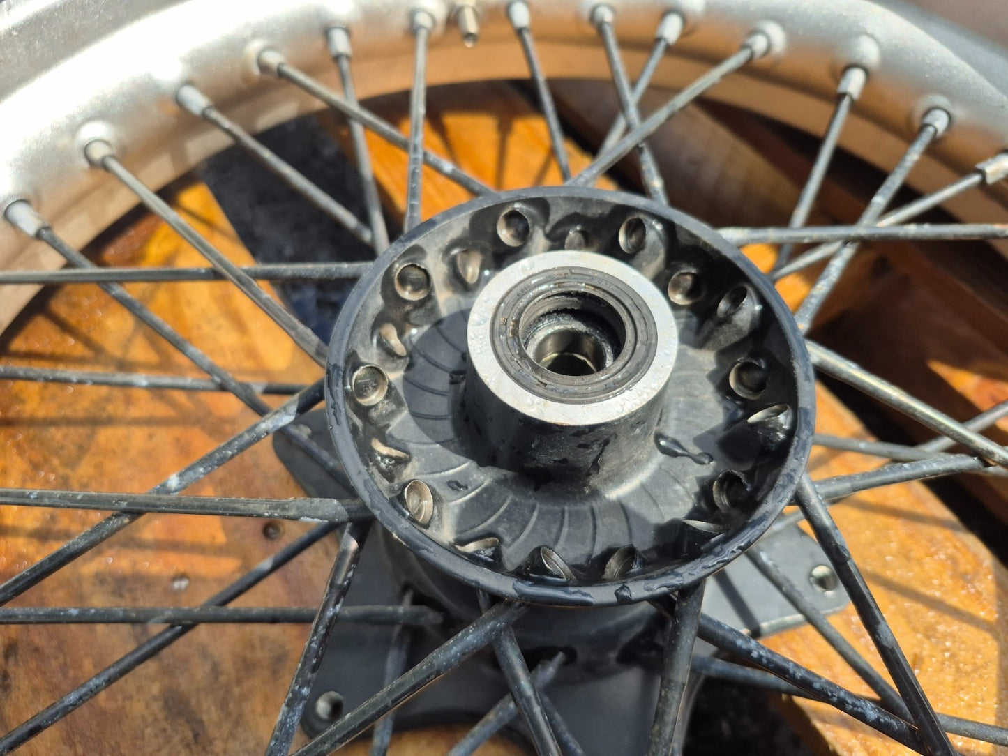 2018 Husqvarna Svartpilen 401 Wheel Rim W/tire Front & Rear Pair OEM