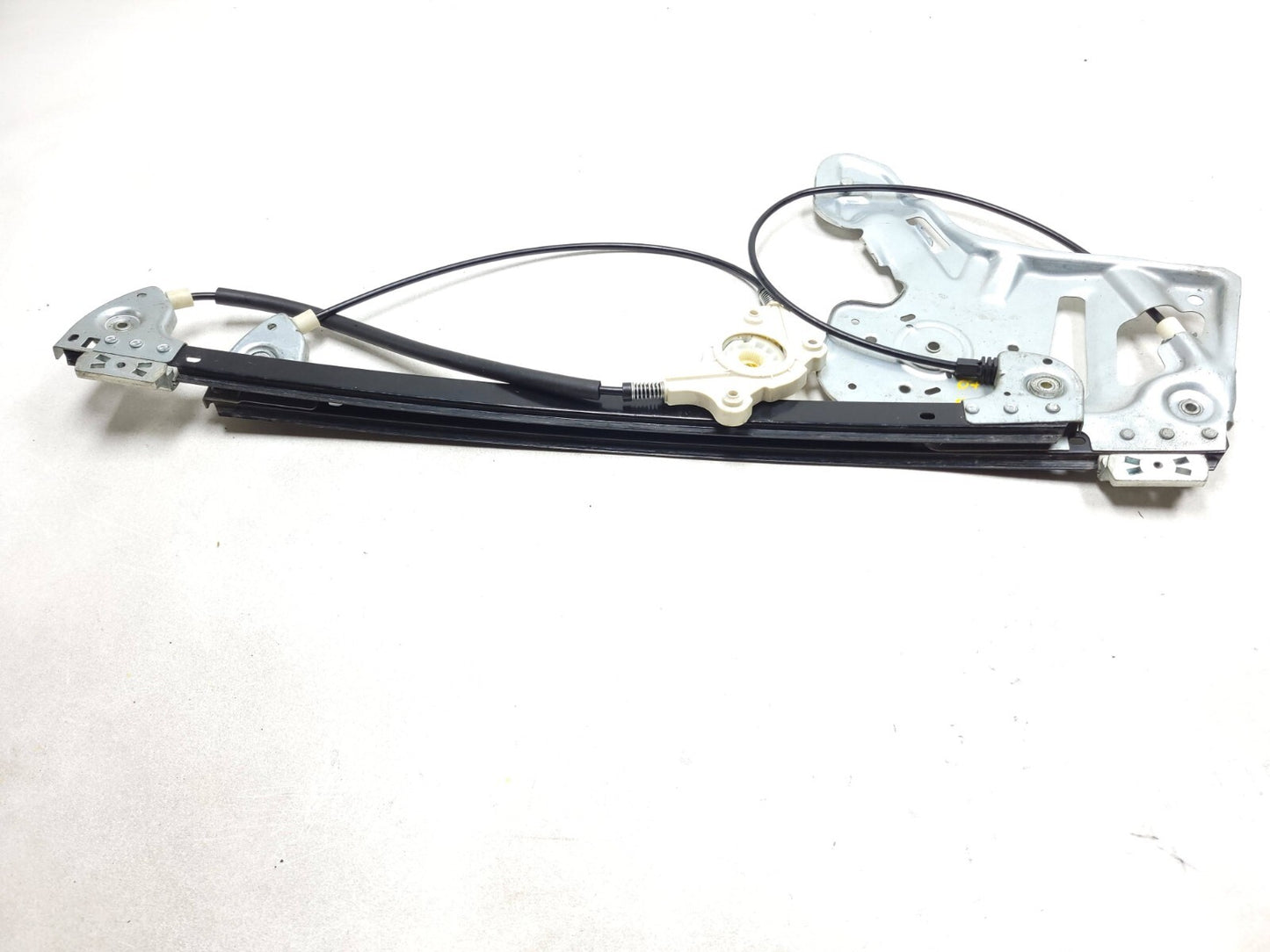 2007 Range Rover Front Door Window Regulator Left Driver Side OEM