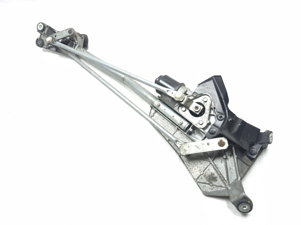 2006 Infiniti Fx35 Windshield Wiper Linkage W/ Motor OEM