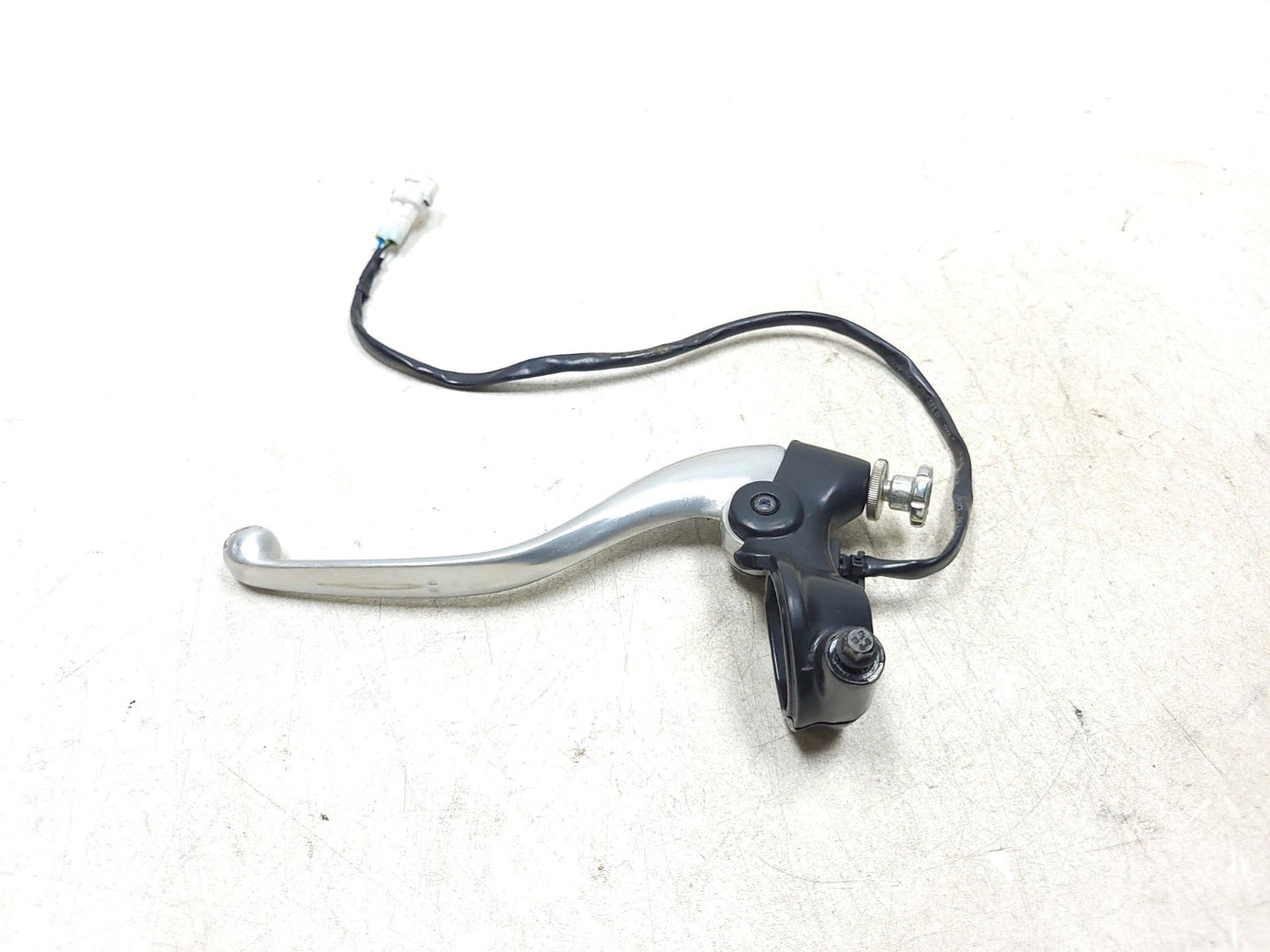 2022 - 2024 Royal Enfield Classic 350 Clutch Lever & Bracket OEM