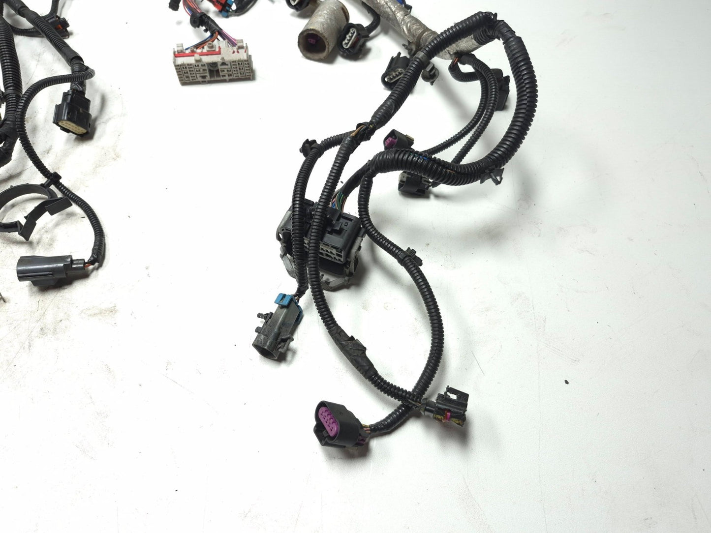 2011 GMC Terrain 2.4l Engine Wire Harness OEM