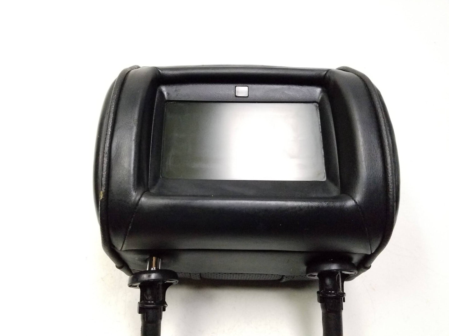 2007 Range Rover Front Seat Headrest W/ Monitor Passenger Side Right OEM