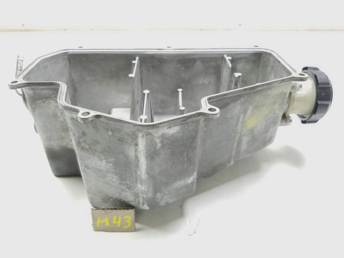 2016 - 2017 Arctic Cat Zr 8000 Lxr Ec 137" Oil Tank OEM