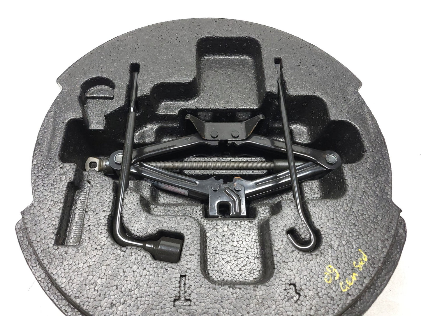 09 - 14 Hyundai Genesis Spare Tire Tools Jack Wrench W/ Holder Foam OEM Sedan