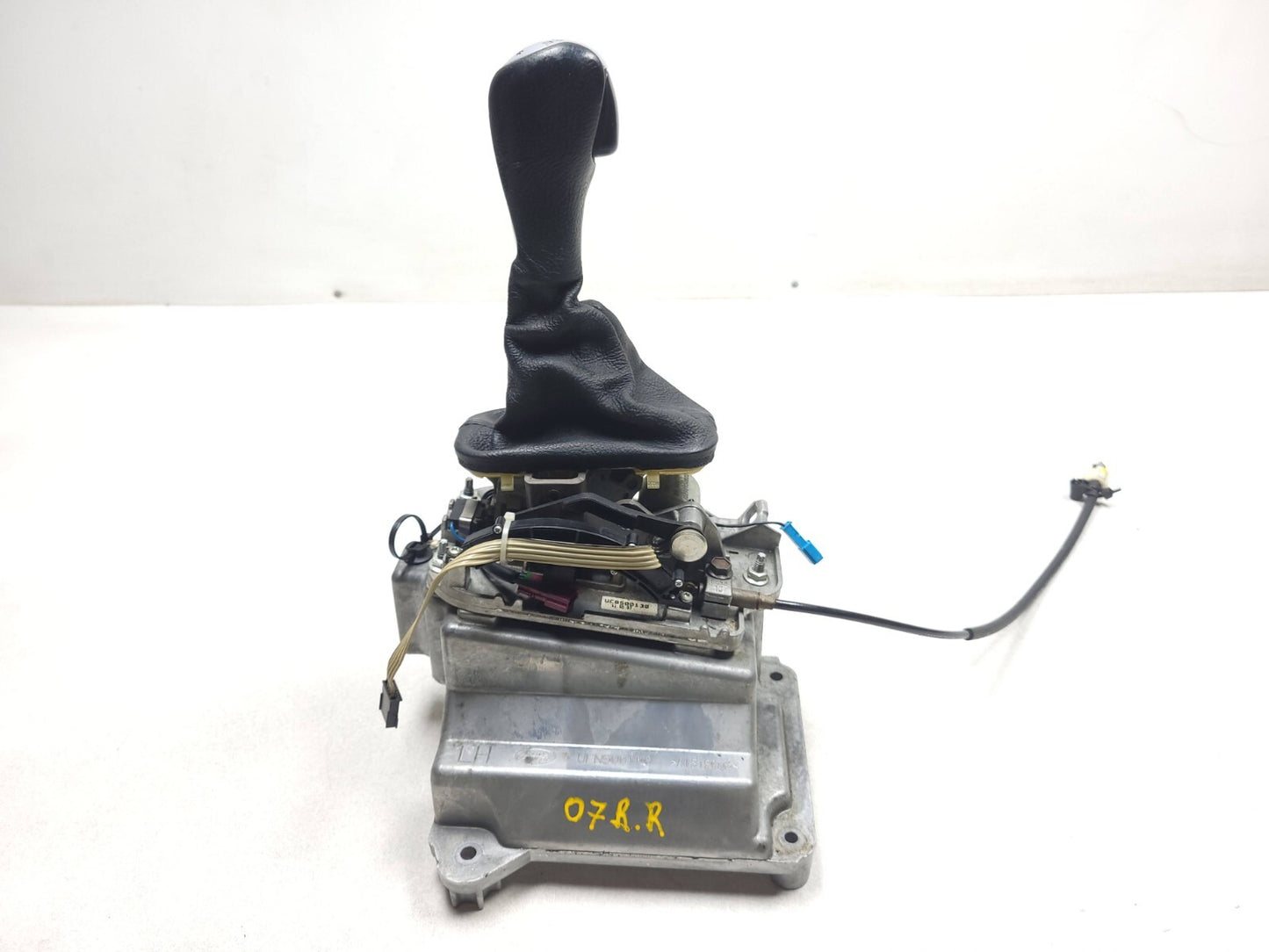 2007 Range Rover Automatic Transmission Gear Shift W/ Knob Assy OEM