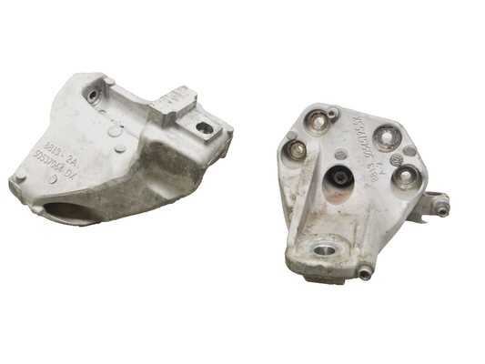 2017-2019 Alfa  Romeo Stelvio Motor Mount Bracket 2.0l OEM