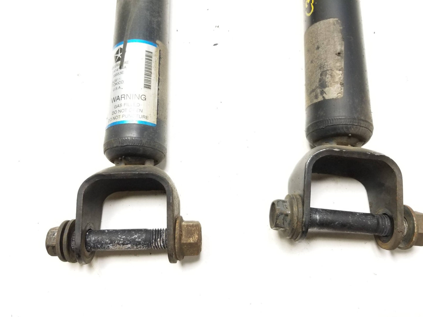 2012 Jeep Grand Cherokee Rear Shock Strut Absorber Left & Right OEM