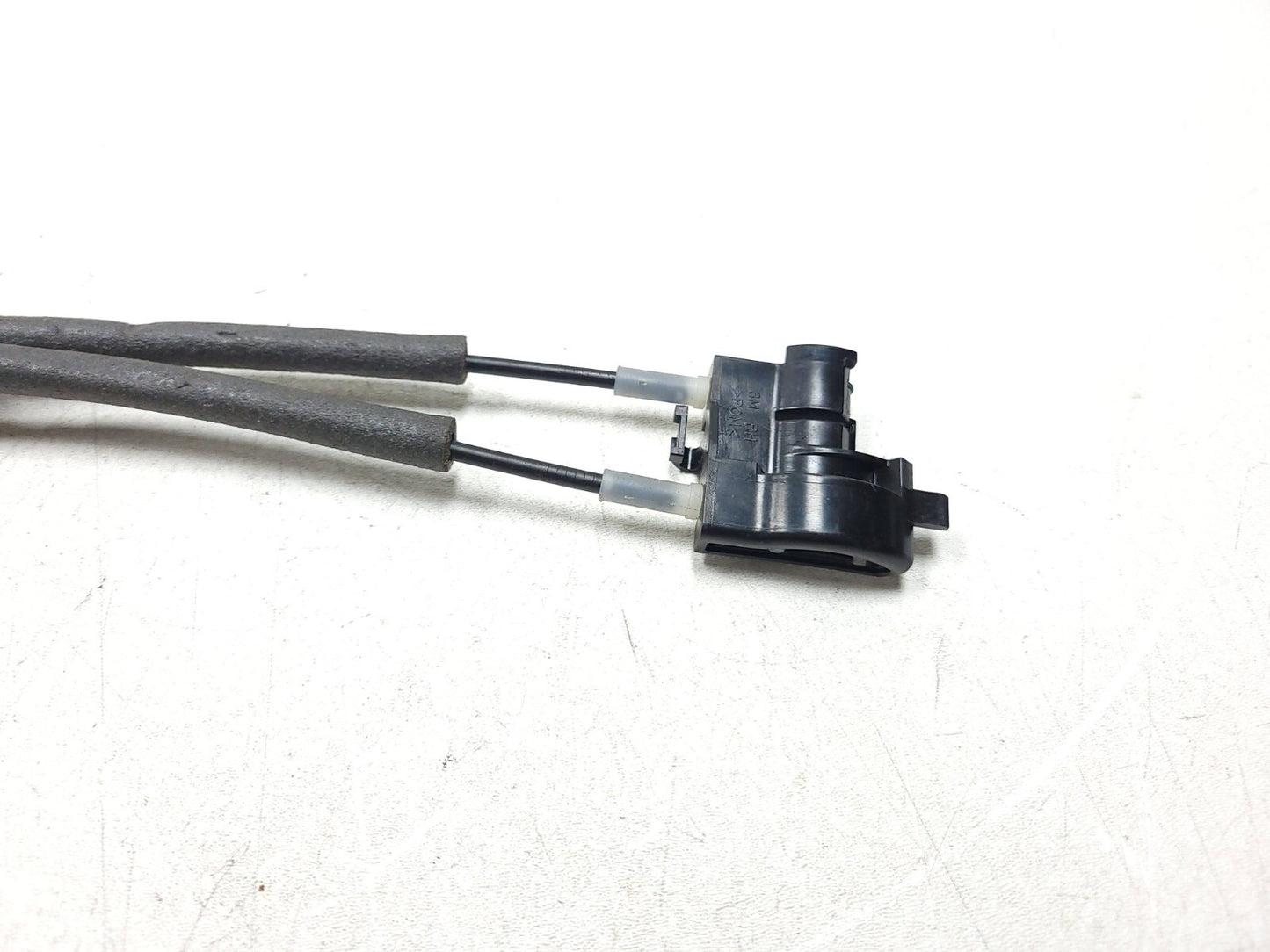09-14 Hyundai Genesis Door Lock Latch Actuator Front Passenger Side OEM Sedan