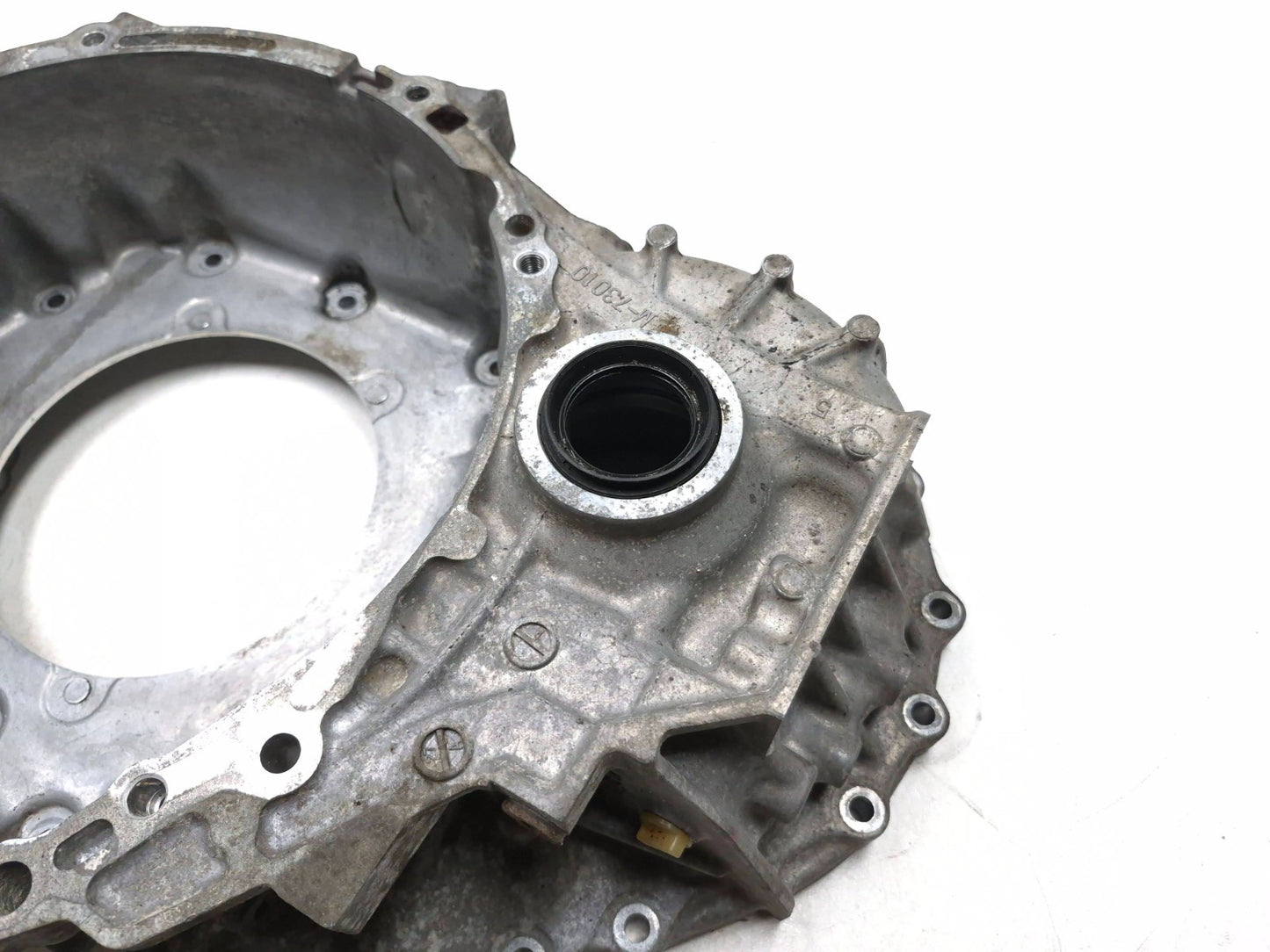 2012 Toyota Camry Automatic Transmission Bell Housing 2.5l OEM