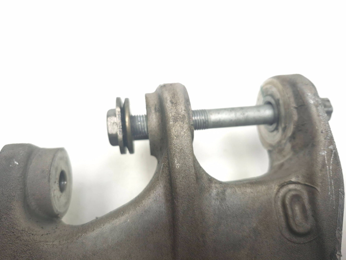 2024 Alfa Romeo Stelvio Control Arm Rear Driver Side Left 2 Pcs OEM