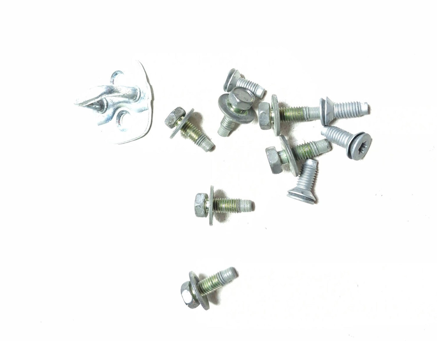 2015 Nissan Juke Door Hinge Passenger Side Right Front & Rear OEM