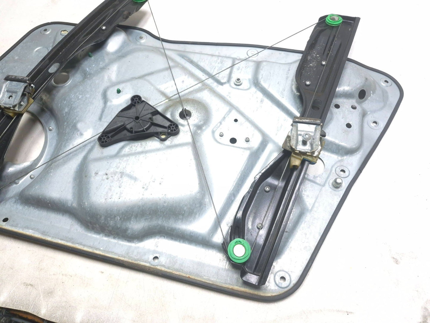 2011 Volkswagen Tiguan Front Left Driver Window Regulator Panel OEM