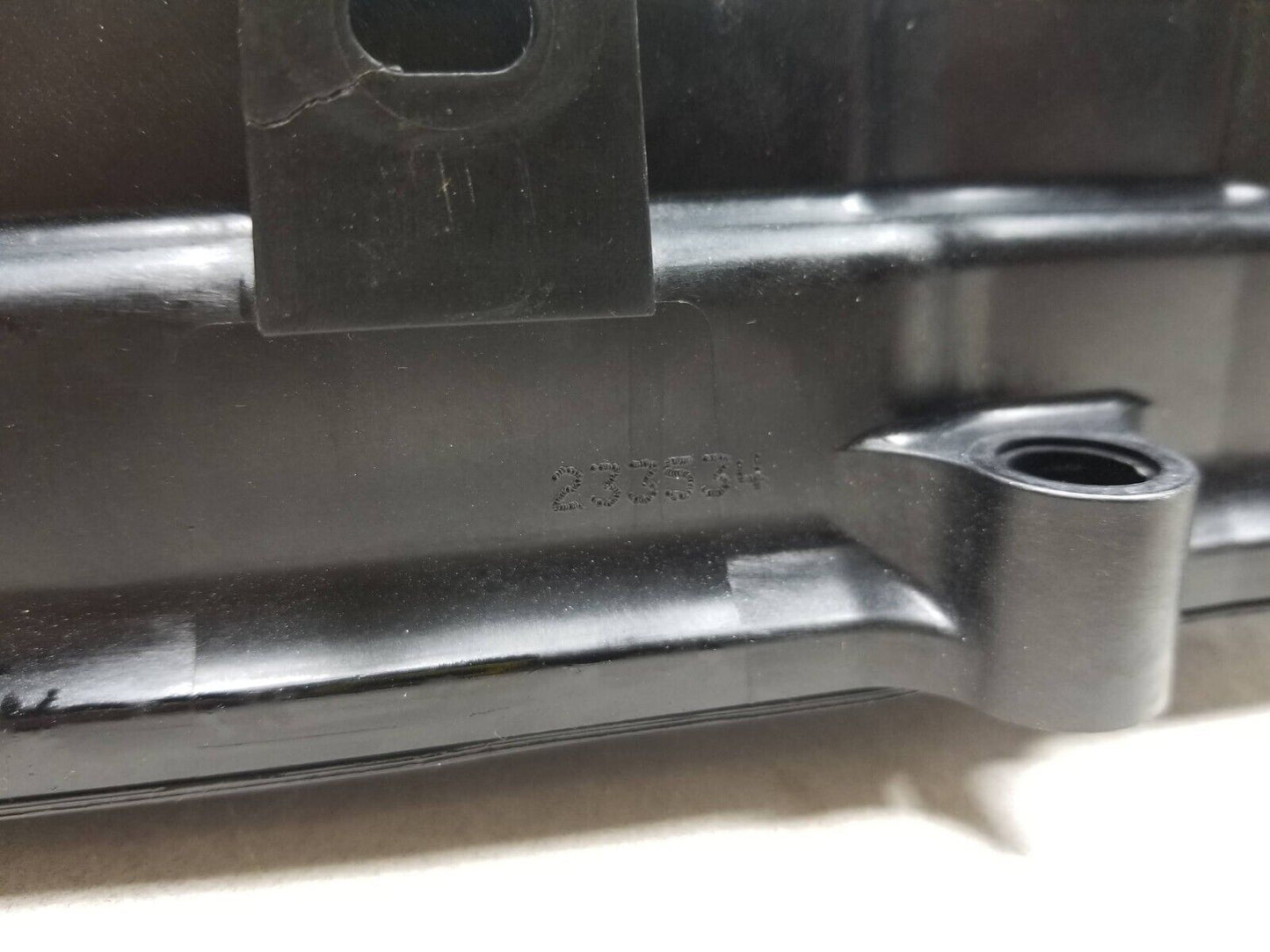 2013 - 2017 Nissan Rogue Engine Valve Cover OEM