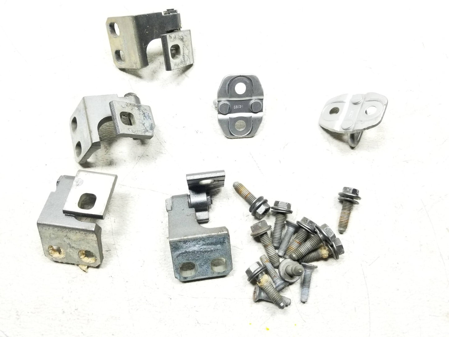 2013 Dodge Dart Driver Side Door Hinge & Latch Striker 6pcs W/ Bolt 12pcs OEM