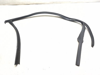 2014 Volkswagen Golf GTI Front Driver Side Door Window Sealing OEM
