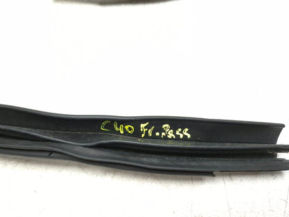 2010 Dodge Caliber Sxt Door Weatherstrip Seal Front Right Passenger Side OEM