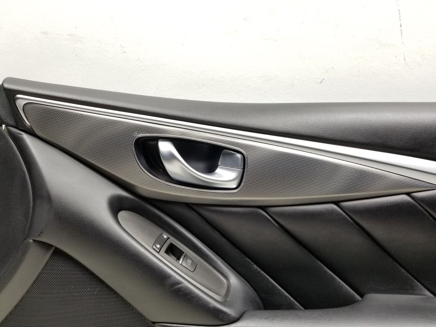 2017 Infiniti Q50 Front Passenger Door Panel OEM