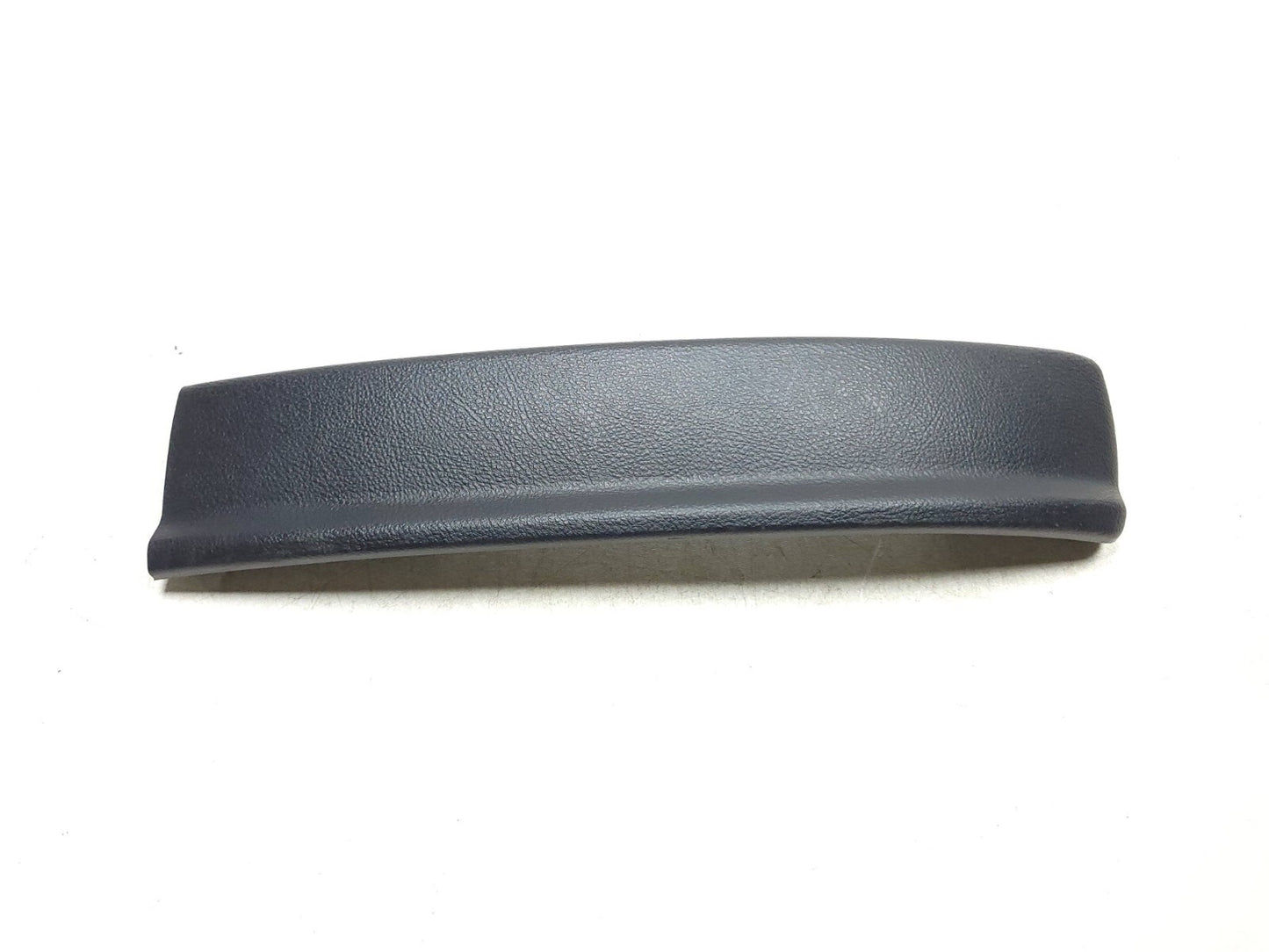 2009 Hyundai Genesis Seat Side Trim Front Passenger Side Right OEM