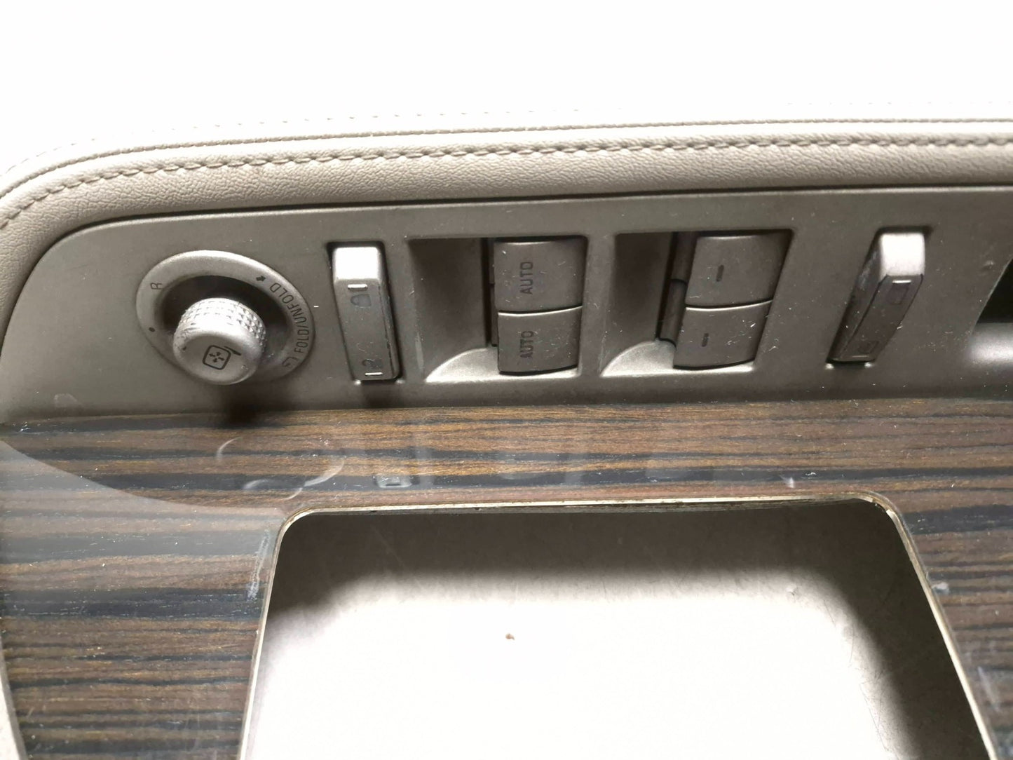 2008 Lincoln Navigator Front Door Panel Trim Driver Side Left & Master Switc OEM