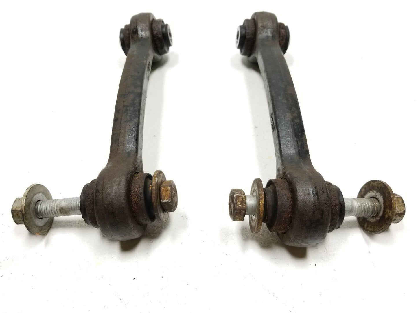 13 14 15 16 GMC Acadia Rear Control Arm Pair OEM