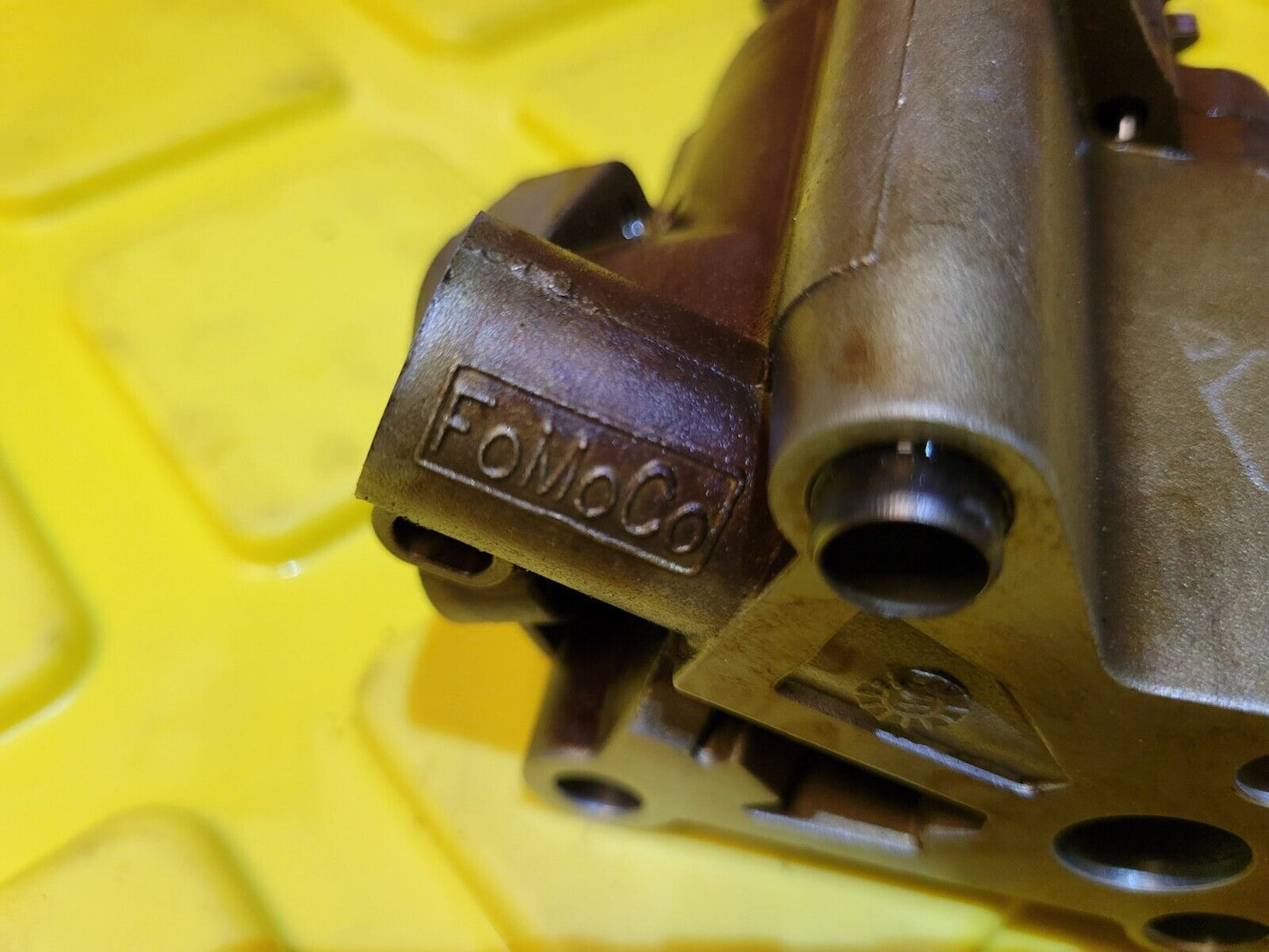 10- 13 Ford Transit Connect Engine Oil Pump OEM