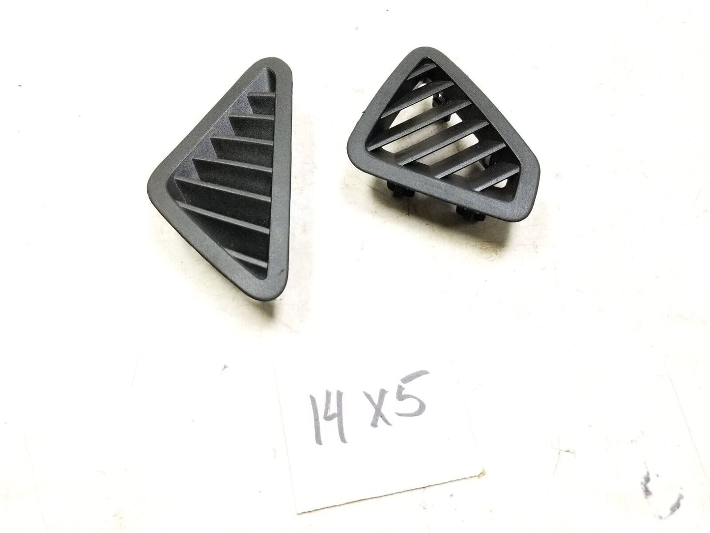 14-18 BMW X5 F15 Dash Side Defroster Air Vent Pair OEM 89k Miles✅