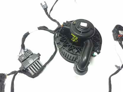 2013 Cadillac Escalade Rear AC Heater Blower Motor & Flap Motor Actuators OEM