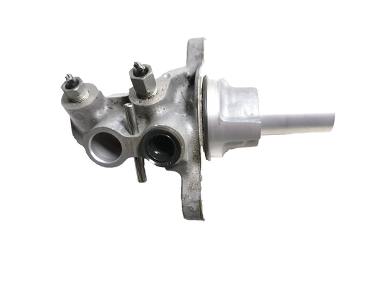 2010 Nissan Maxima Brake Master Cylinder OEM 46010-ja02a