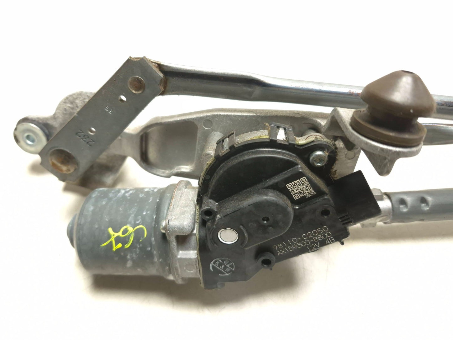 2018 Hyundai Sonata Front Windshield Wiper Motor With Linkage  OEM