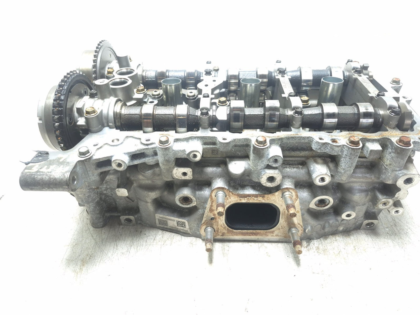2017 Cadillac Xt5 Cylinder Head Driver Side Left OEM