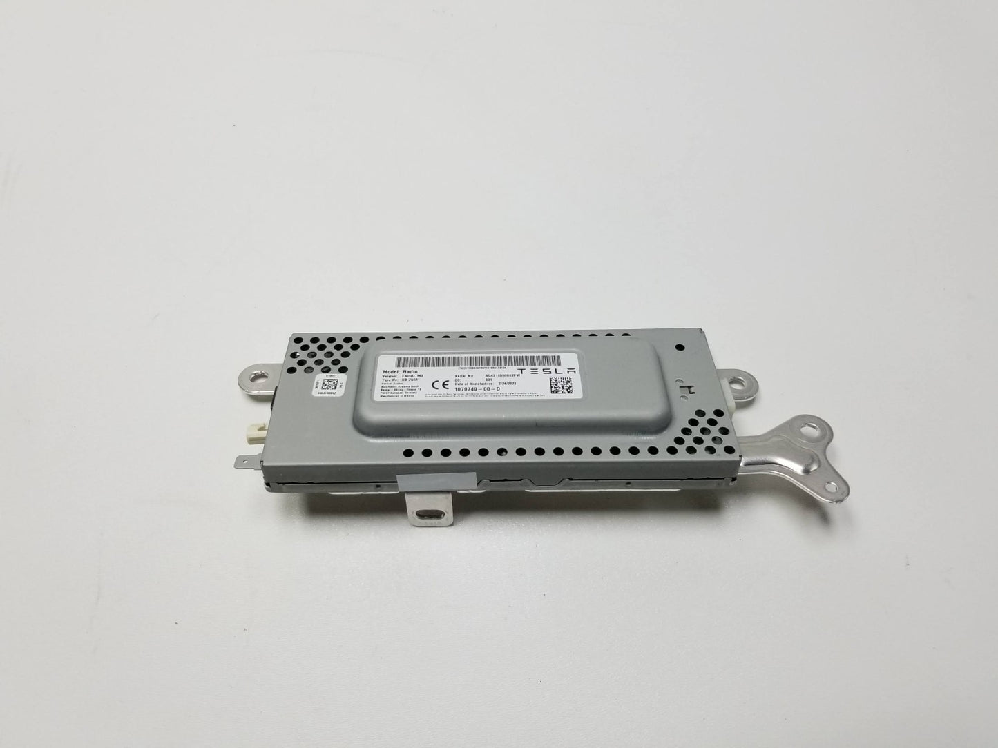 2021 Tesla Model 3 FM Hd Radio Receiver Module 1079749-00-d OEM