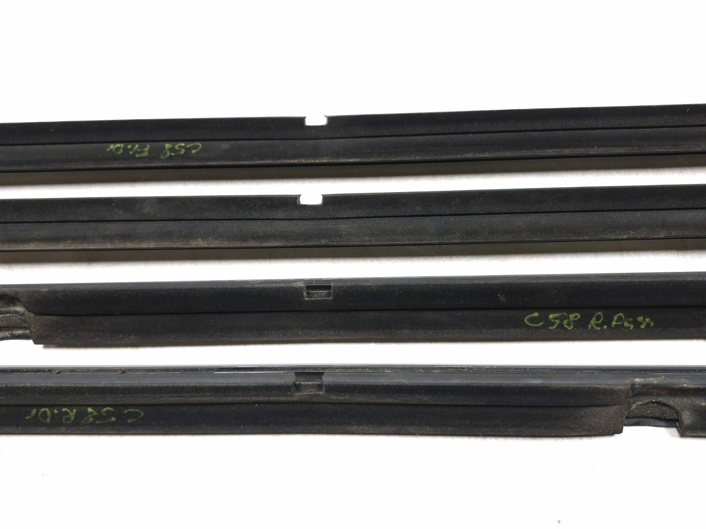 2018 Chrysler 300 Limited Front & Rear Door Trim Stripe Molding Swipe 4 Pcs OEM