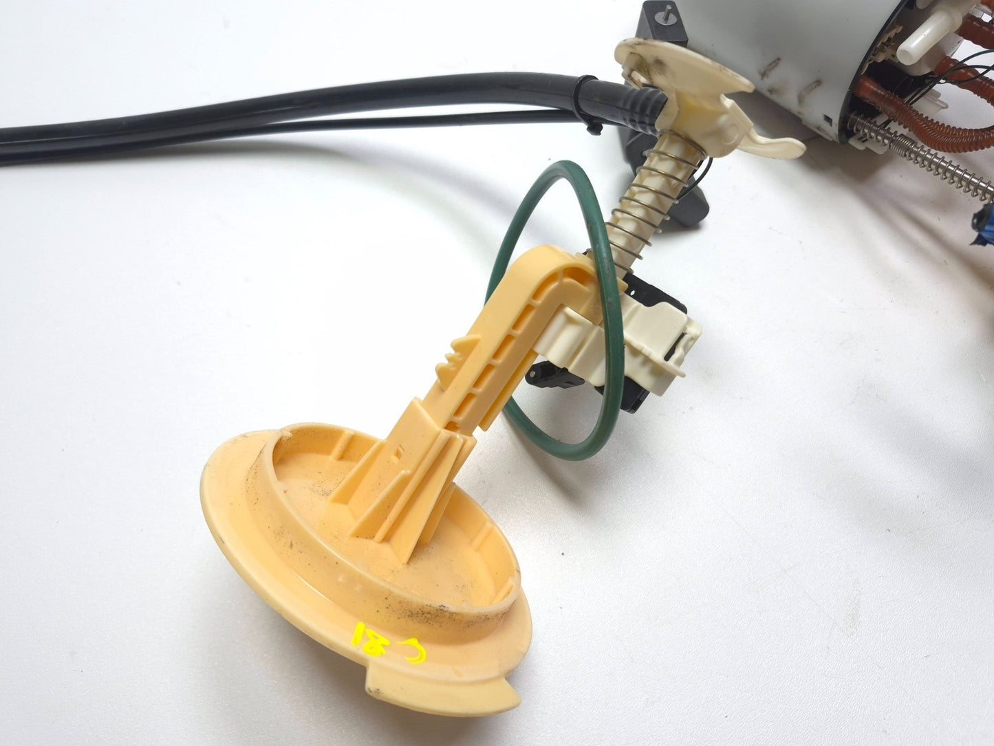 2013 Volvo S60 Fuel Pump W/ Sender OEM