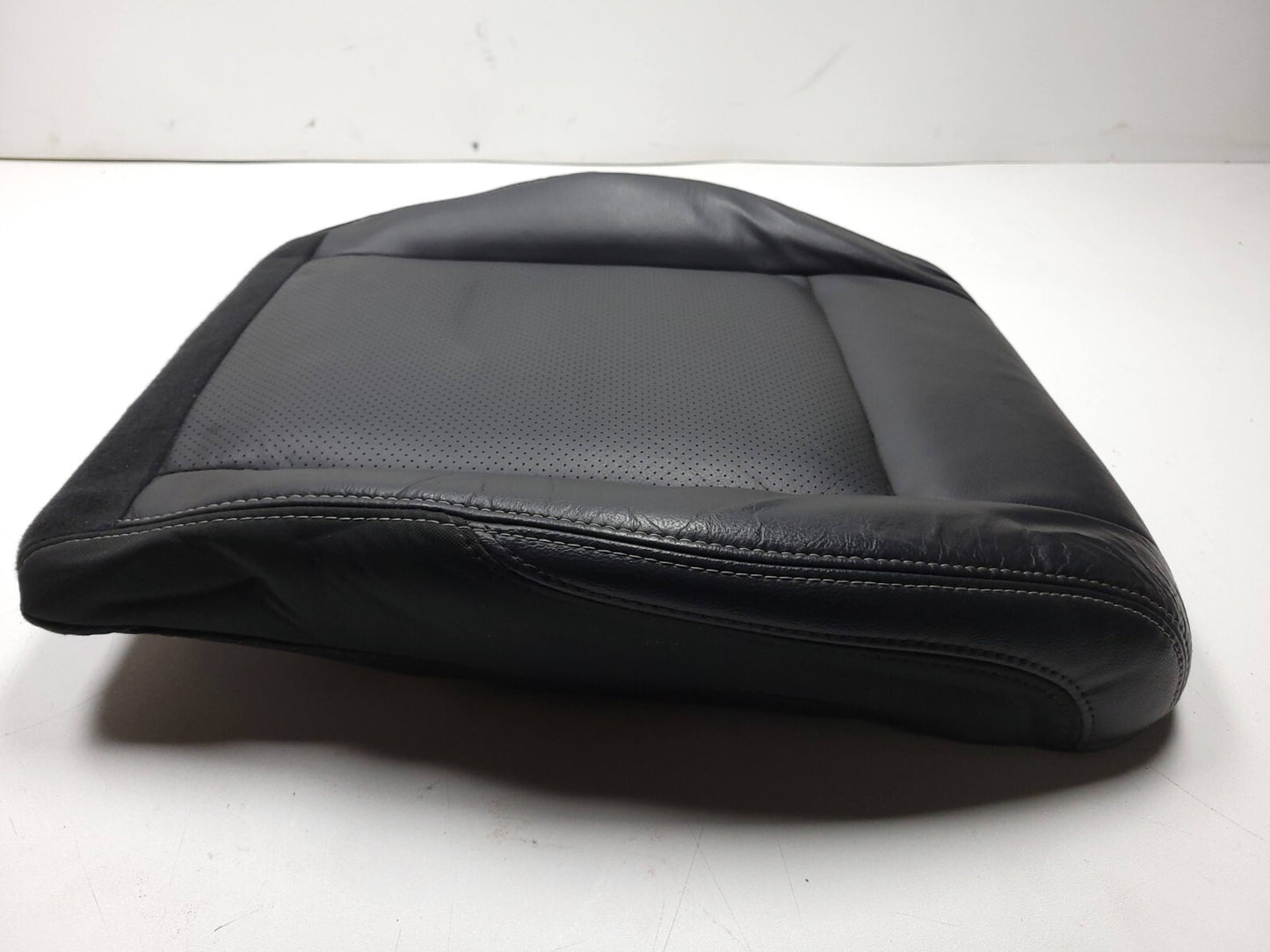 2015 - 2017 Jeep Compass Front Passenger Right Seat Cushion Bottom Lower OEM