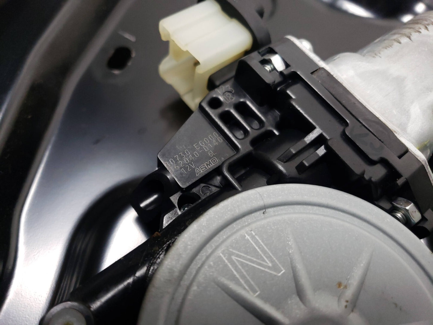 2008 - 2014 Infiniti G37 Window Regulator Motor Front Passenger Side Right OEM