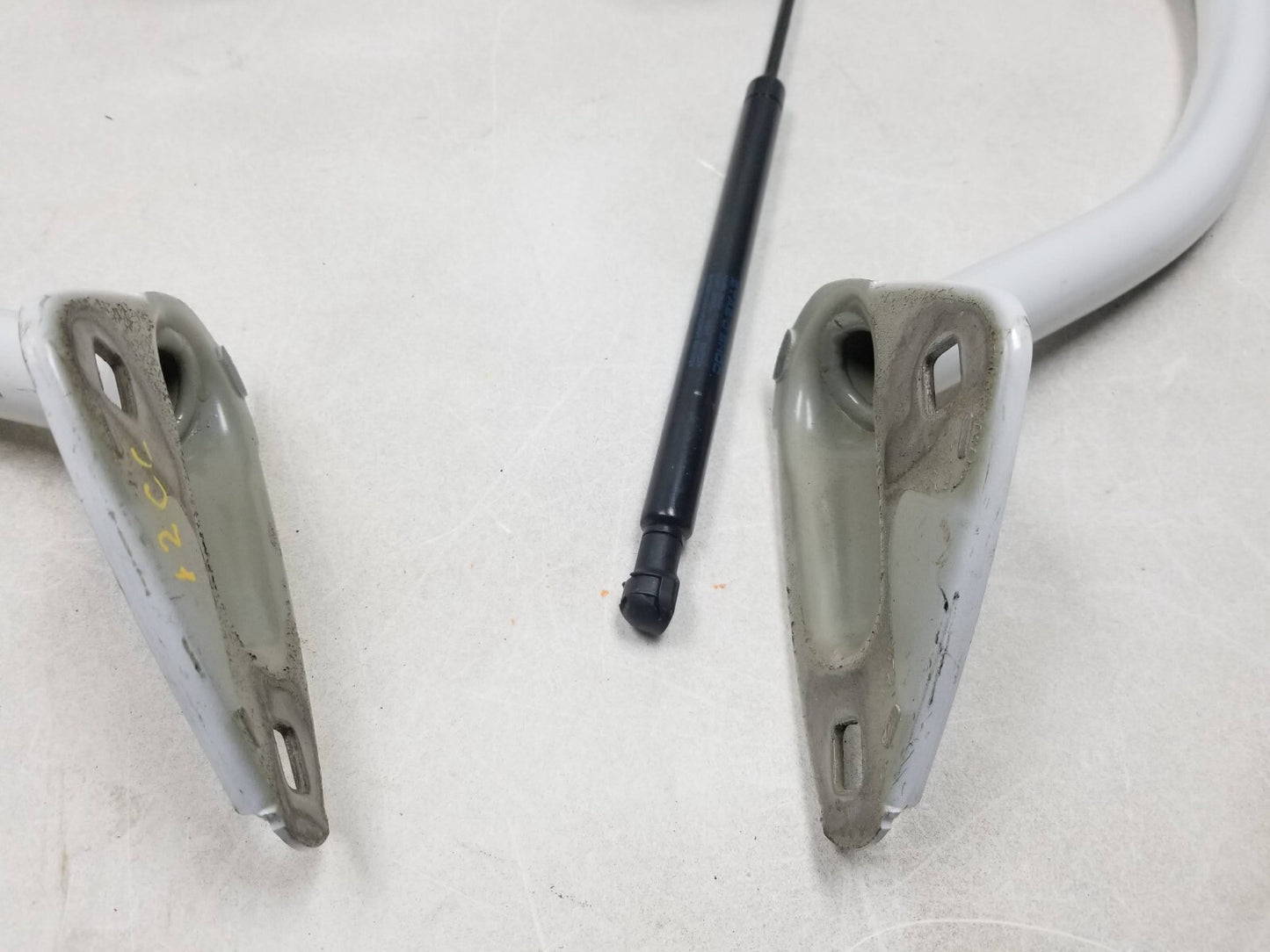 2012 Volkswagen Cc Trunk Lid Hinge Left & Right OEM