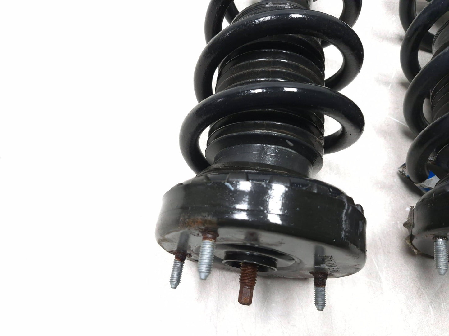 2018 Chrysler 300 AWD Front Shock Strut Absorber Left & Right OEM