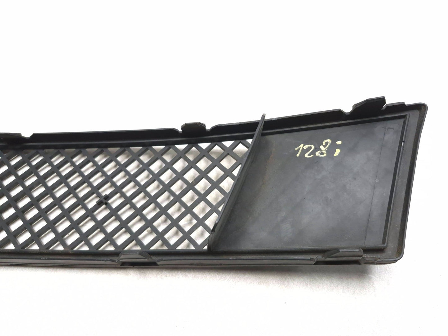 2008 BMW 128i Front Bumper Lower Grille OEM