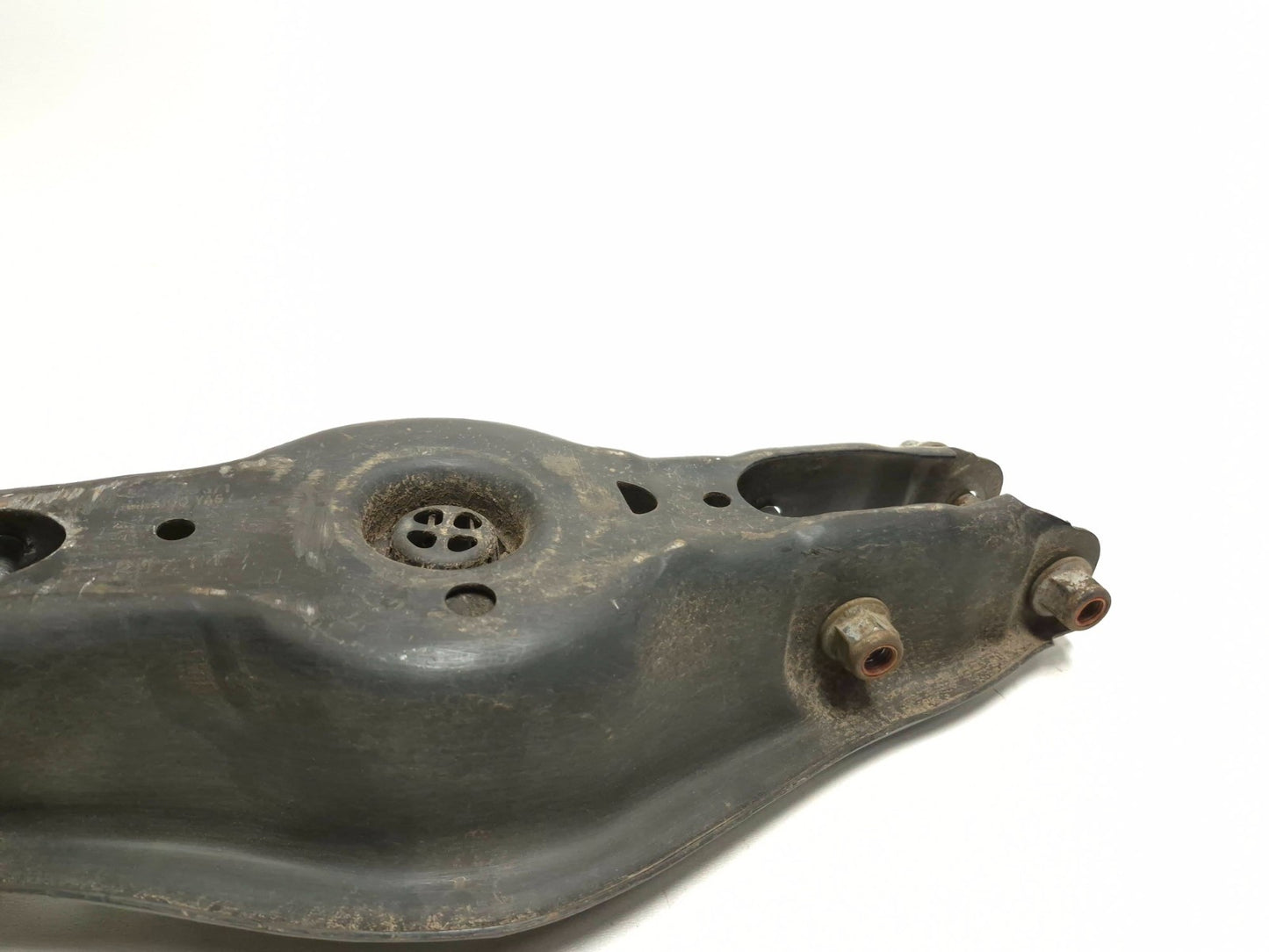 2015 Volkswagen Golf Rear Control Arm Driver Side Left 4pcs OEM