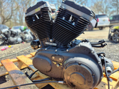 2021 Harley Sportster Xl1883 Engine Motor ** Left Case Damage **