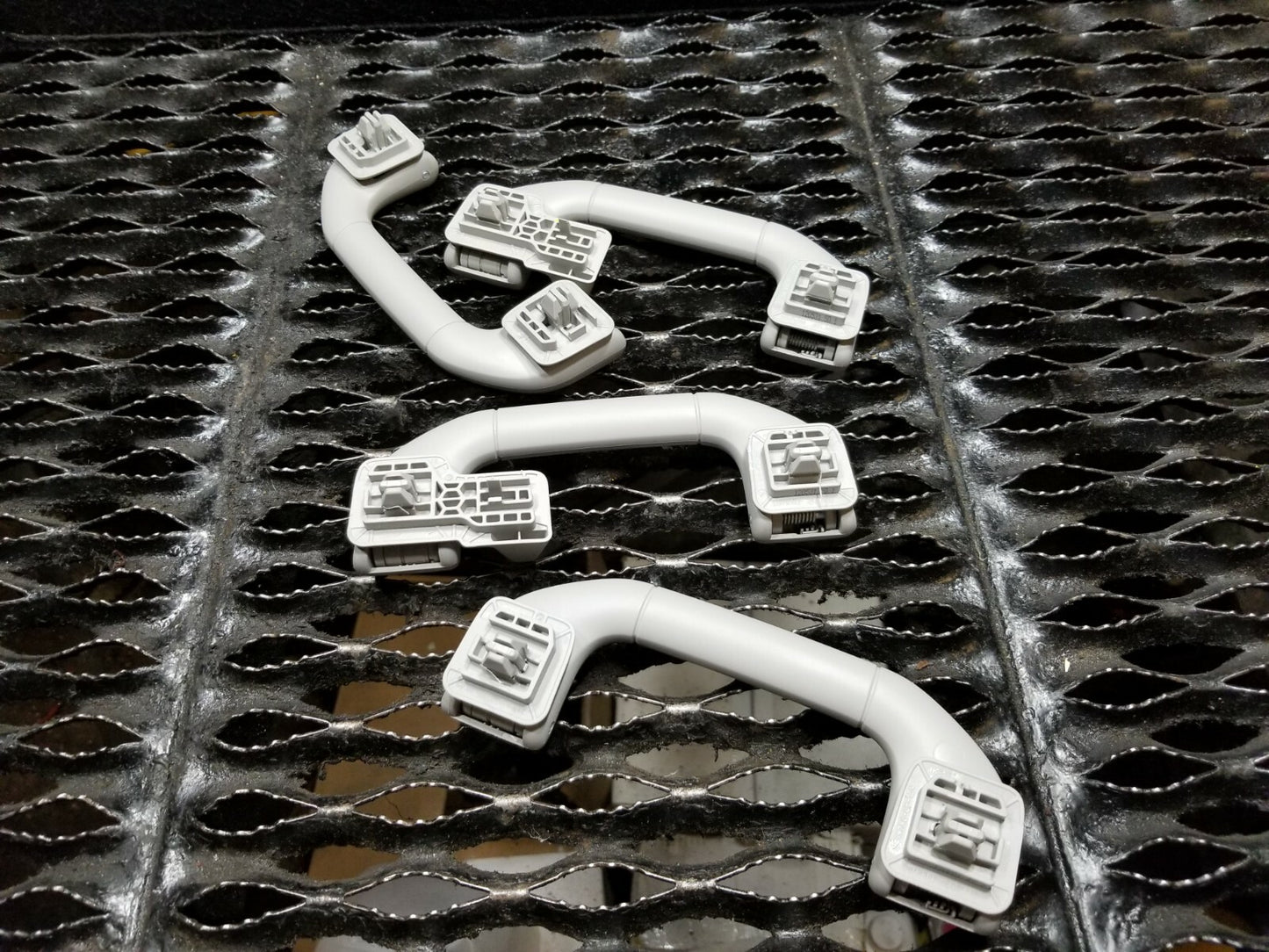2013 Mercedes E350 Overhead Grab Handle 4pcs OEM