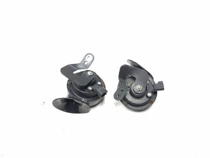 2018 Tesla Model 3 Horn Signal Pair 1109660-00-a OEM