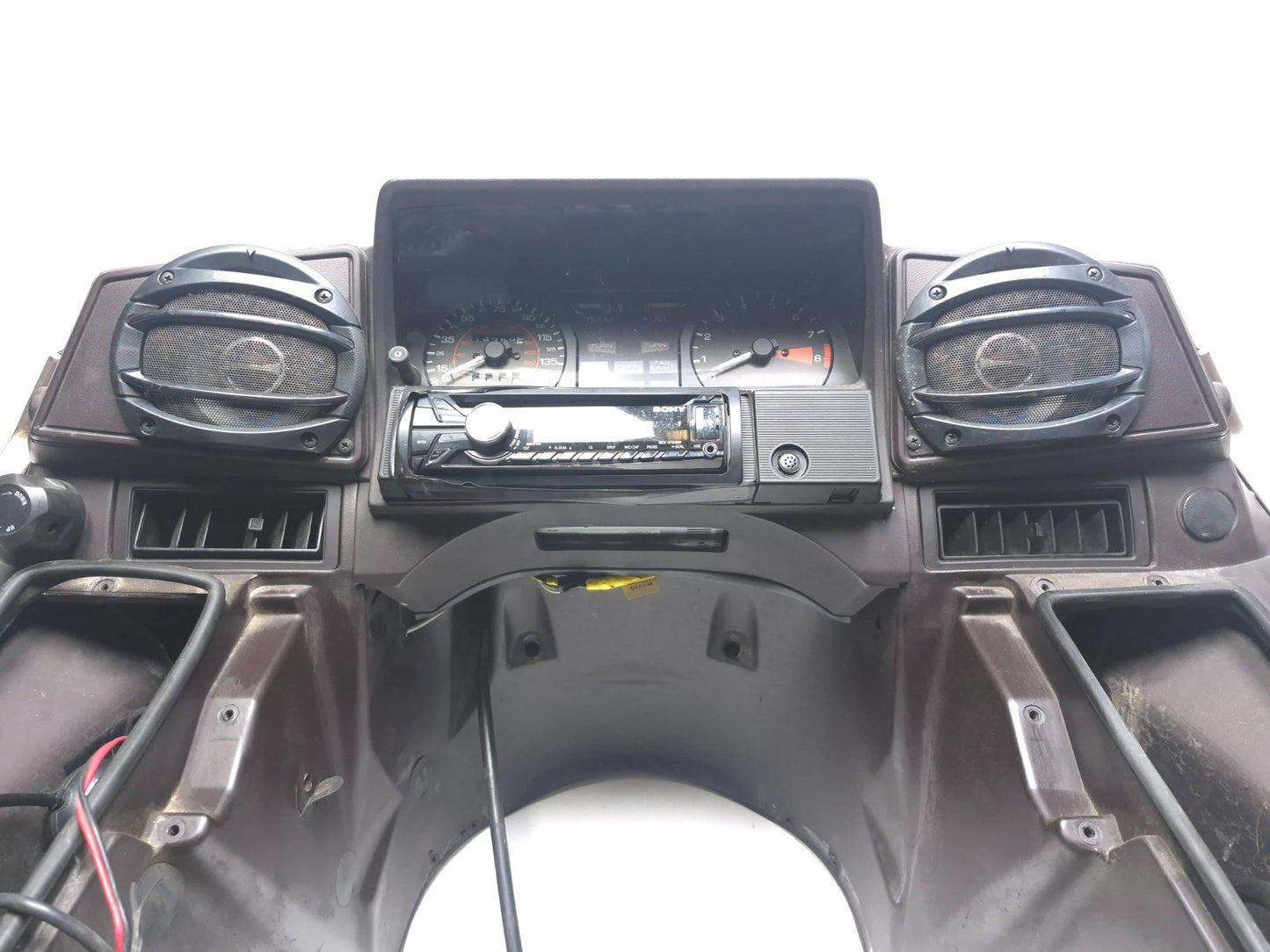 1987 Honda Goldwing 1200i Front Fairing W/ Speedometer Instrument Cluster OEM