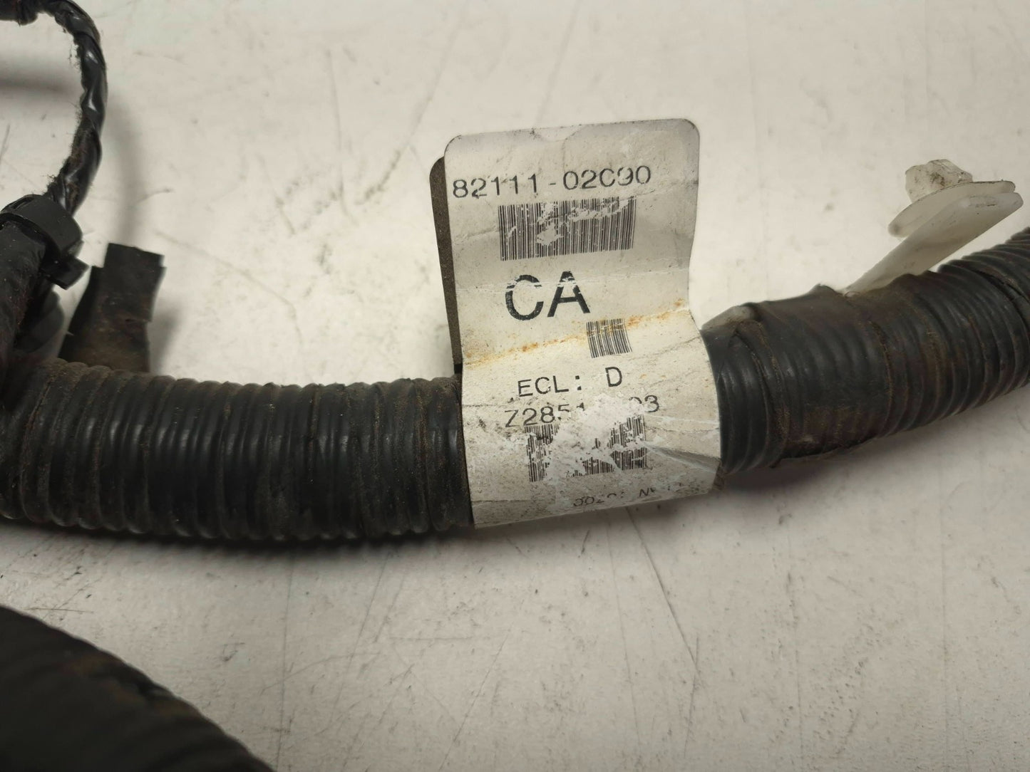 2007 Toyota Corolla Main Fuse Box Wire Harness 82111-02090 OEM